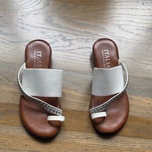 Italian Shoemakers WOMEN'S ITALIAN
SHOEMAKERS SORBI FLIP FLOPS size 6.5